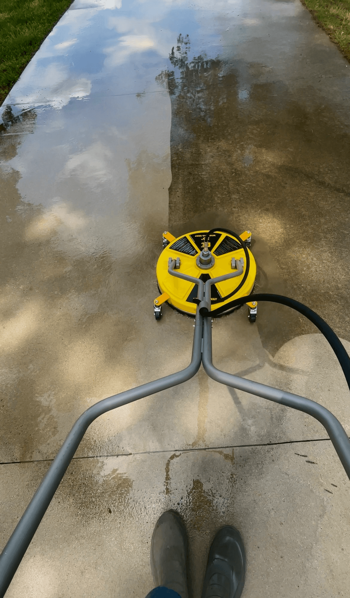 Driveway Cleaning in Mebane NC by Steinbicker Pressure Washing